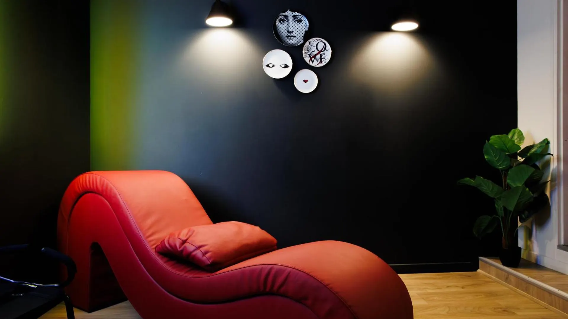 Апартаменты Love Room Marseille - Orion