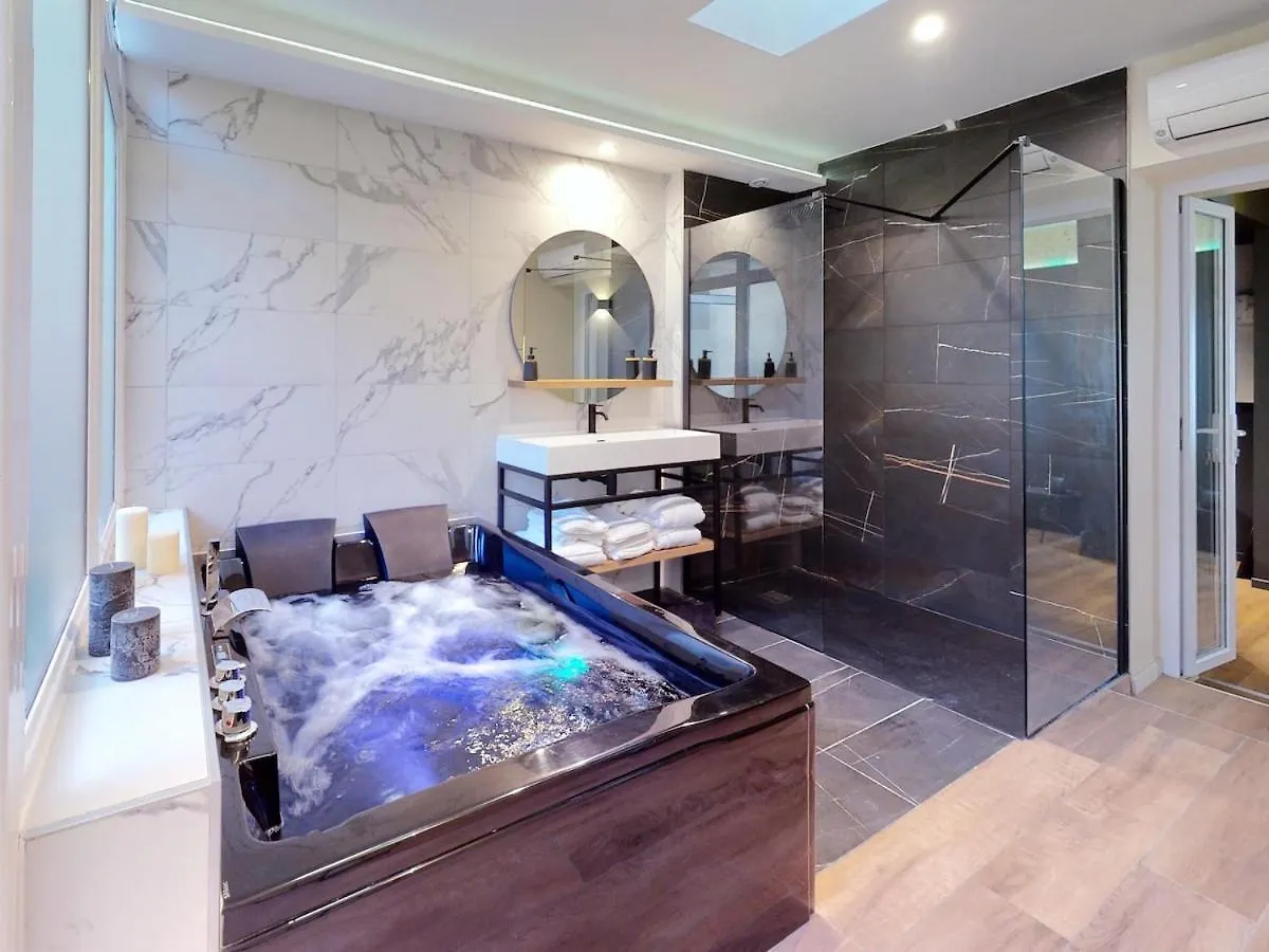 Apartman Love Room Marseille - Orion